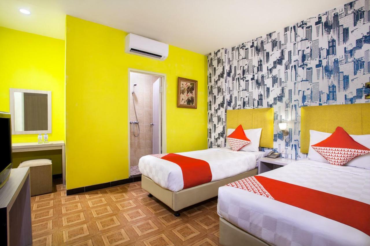 Oyo 119 Belvena Hotel Джакарта Экстерьер фото