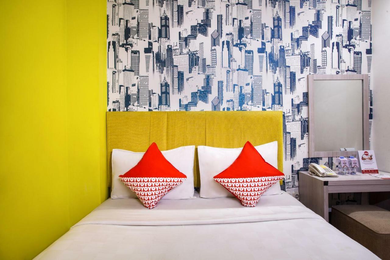 Oyo 119 Belvena Hotel Джакарта Экстерьер фото